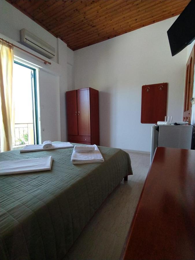 Michalis Place Apartments Vasiliki  Exterior photo